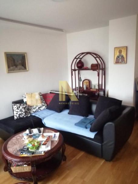 Izdaje se dvoiposoban stan – Liman 3, 70 m²