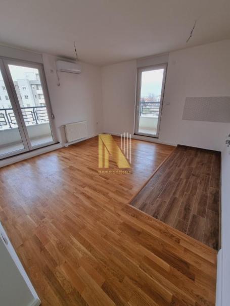 PRODAJA TROSOBNOG STANA NA BULEVARU PATRIJARHA PAVLA