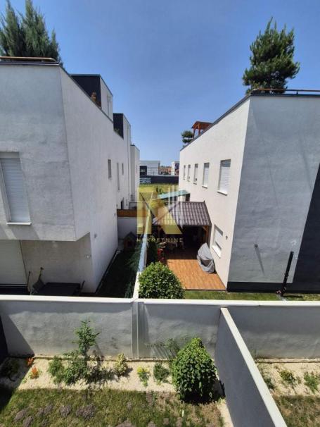 Novi Sad, Vidovdansko naselje – premium triplex stan 148m²