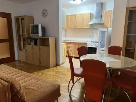 Izdaje se jednoiposoban stan – Podbara + garaža