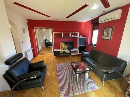 Izdavanje - komforan 2.0 stan u sklopu kuće