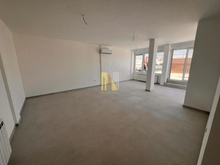 Ekskluzivan stan sa panoramskim pogledom