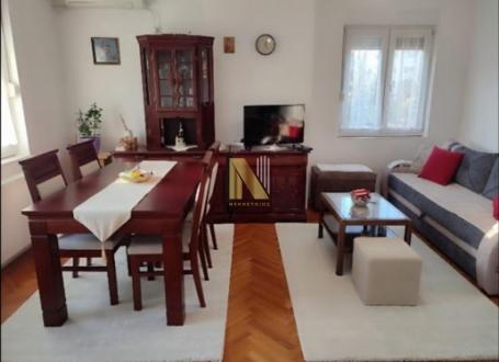 Komforan dvosoban stan na lokaciji sa puno zelenila