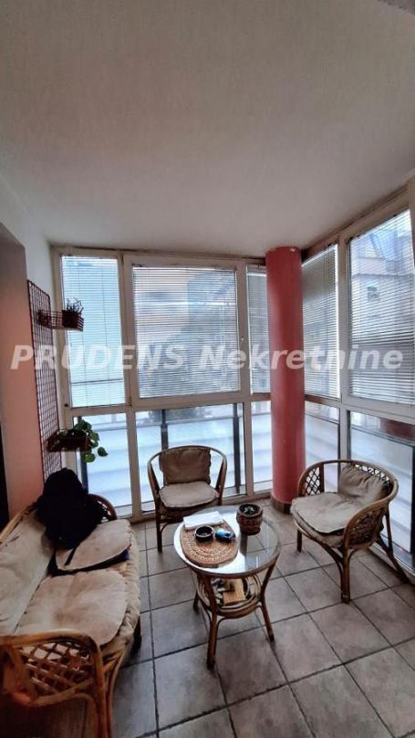 Odličan 4.0, 109 m² Crveni Krst