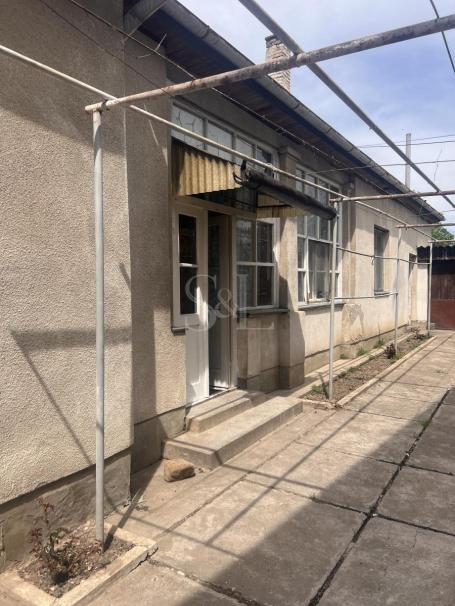 KUĆA U STAROJ SELENČI