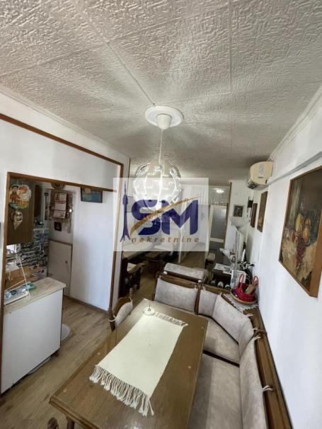 Zemun, centar, odličan stan 62m2