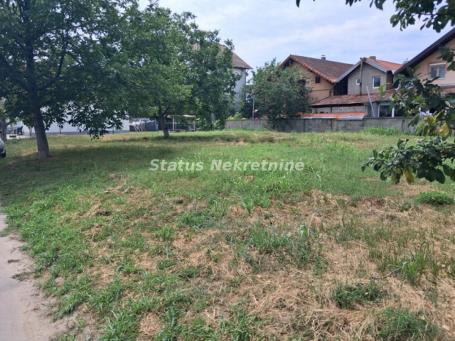 Klisa- Plac 800 m2 pogodan za Parking-Zakupnina 700e-065/385 8880