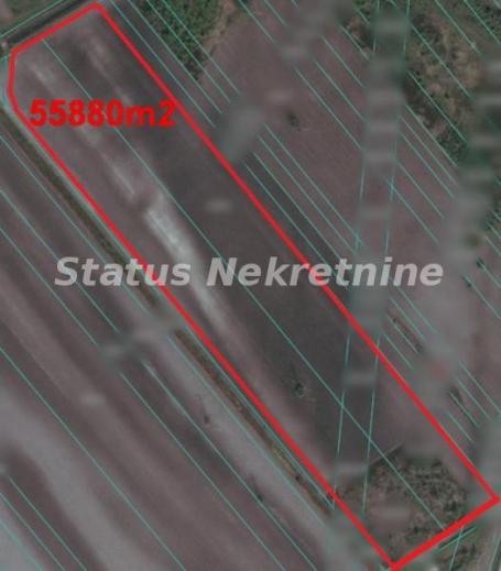 Industrijsko zemljište pored auto-puta