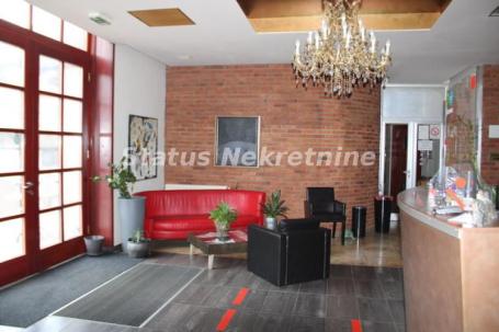 Ugostiteljski objekat na Kopaoniku, 1150 m², u Radu