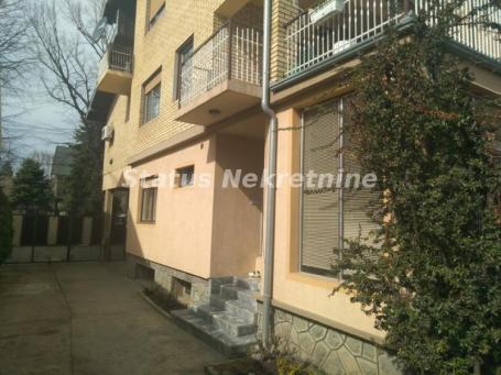 Temerin-Spratna kuća 450 m2 u širem Centru - 065/385 8880
