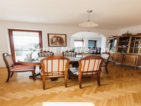 Petrovaradin -Mišeluk-Fantatična Porodična Kuća 290 m2 na Visinskom delu Mišeluka- 065/385 8880