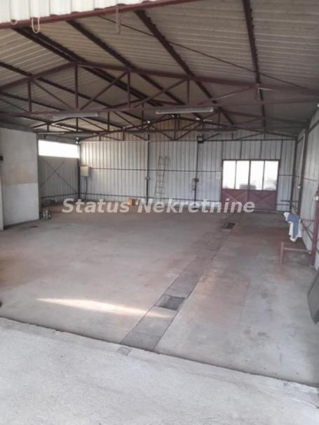 Futog-Odmah Useljiva Hala 140 m2 za Majstore ili Magacin-Zakup 800e-065/385 8880