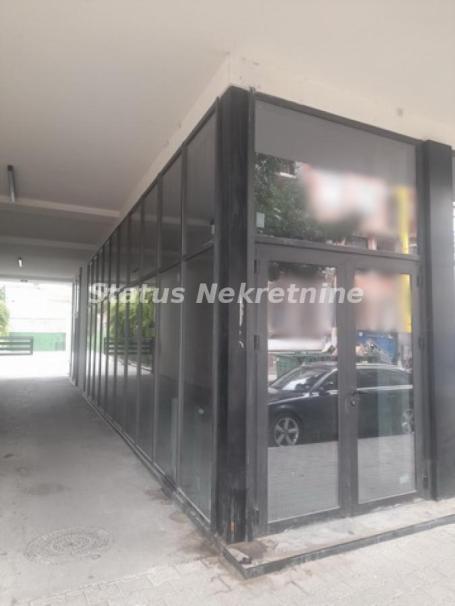 Centar-Lokal 57 m2 u Sirovom Stanju-zakupnina 1000e-065/385 8880