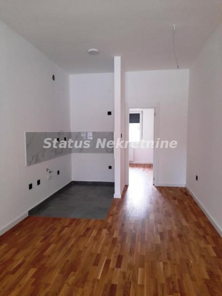 Jednoiposoban novoizgrađen stan sa terasom, dvostrano orijentisan, 47 m2, VPR, Telep