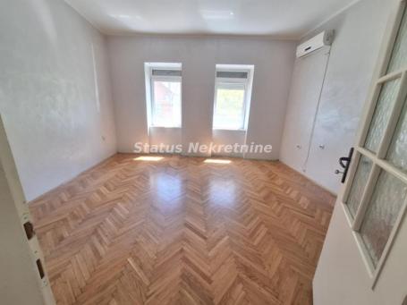 DELIMIČNO NAMEŠTEN DVOSOBAN ULIČNI STAN 60M2 SALAJKA 300EU