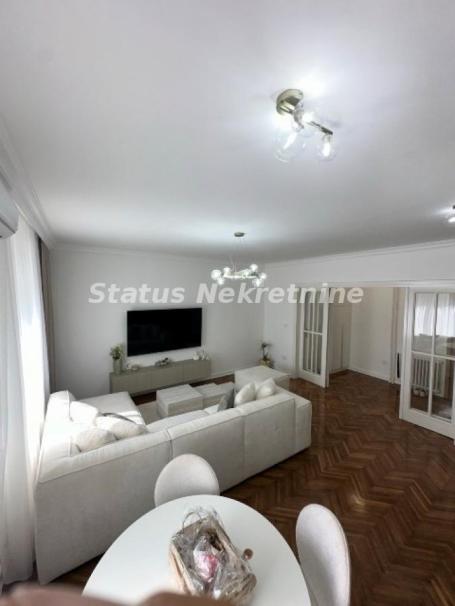 Novi Sad - Centar - trosoban stan