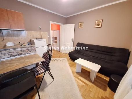 NAMEŠTENA GARSONJERA 25M2 NOVA DETELINARA 230EU