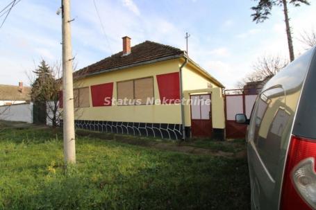 Kovilj-Klasična Vojvođanska kuća sa velikim dvorištem
