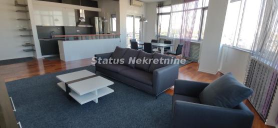 Bulevar Evrope-Luksuzno opremljen Veliki Četvorosoban stan 114 m2 sa Pogledom-065/385 8880
