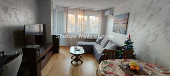 Dvosoban 49m2 sa pm u dvorištu zgrade