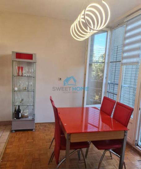 + Novi Beograd sf  20703