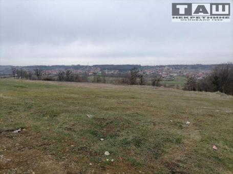 IZUZETAN PLAC U NASELJU  DENINO BRDO