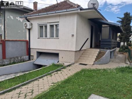 KUĆA U CENTRU GRADA