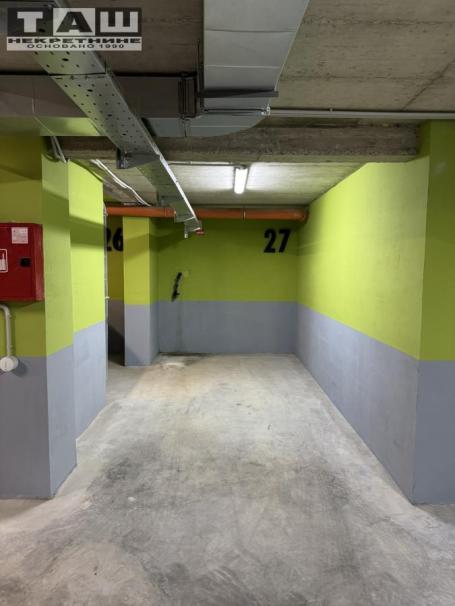 GARAŽNO MESTO U STROGOM CENTRU GRADA