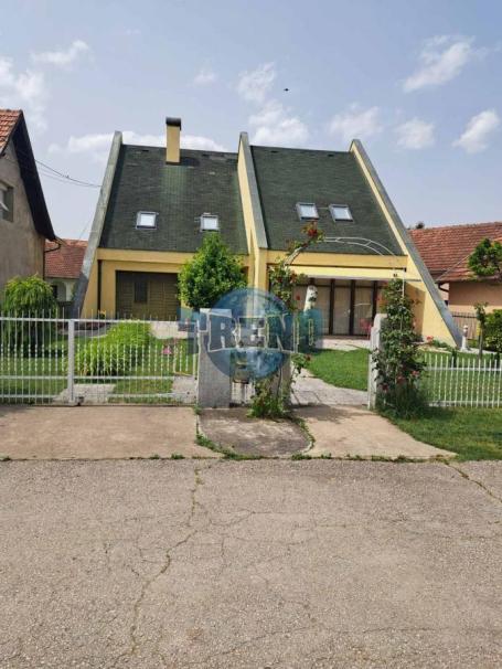 Kuća 309 m², 14 a, Centar Svilajnac