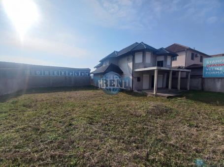 Kuća 172 m², 3.0, Širi centar, Svilajnac