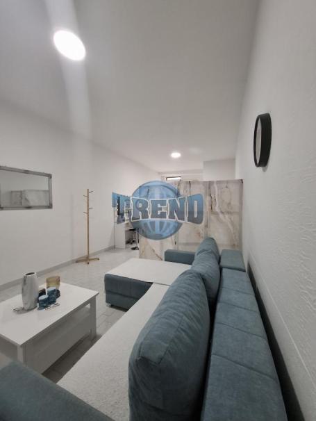 Lokal u centru Svilajnca, 33 m²