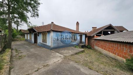 Kuća 112 m², plac 8 a, Svilajnac околина, Kupinovac