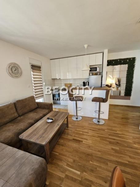 Novi Sad, Adice, Alaska, 3.5, 80m2, 650EUR