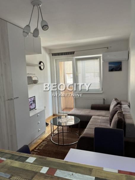Novi Sad, Nova Detelinara,  Kopernikova , 0.5, 25m2, 300EUR