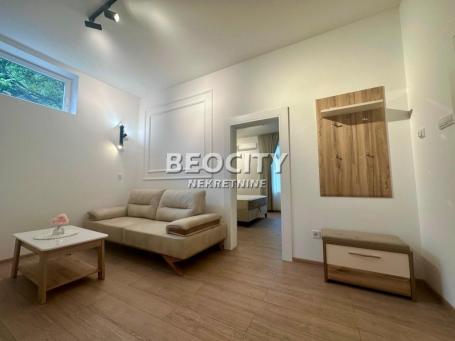 Vračar, Hram Svetog Save, , 2.0, 49m2, 299000EUR