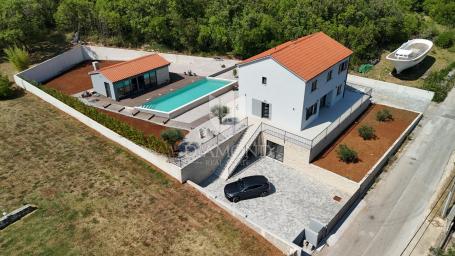 Labin, Ripenda, villa s wellnesom