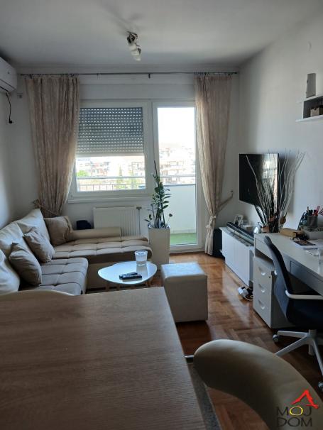 NOVI SAD - SOMBORSKI BULEVAR - JEDNOIPOSOBAN STAN - 36 m2 - 133,500€