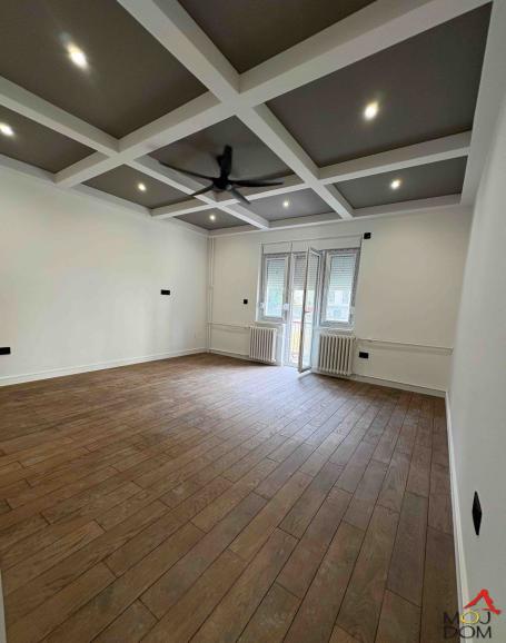 NOVI SAD - KEJ - TROSOBAN STAN - 67 m2 - 226,600€