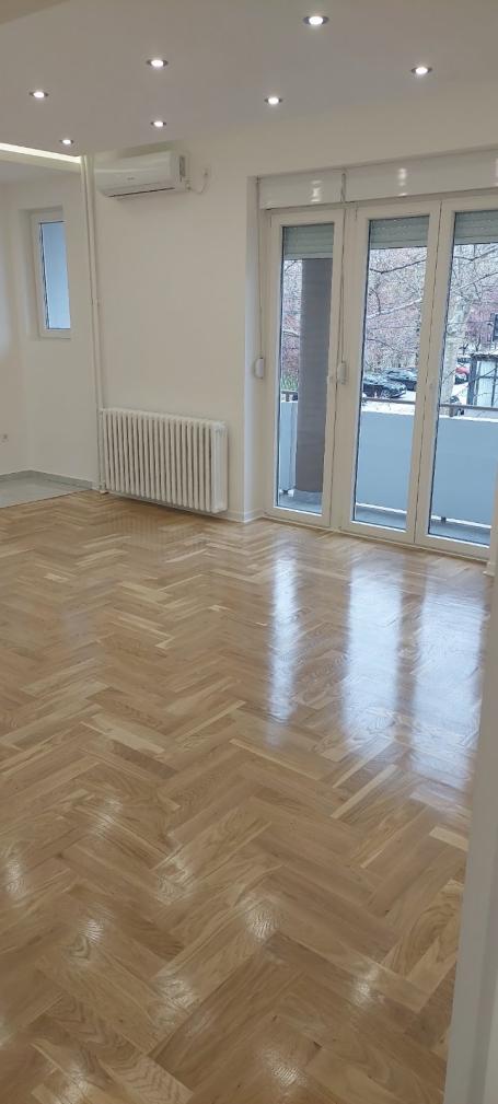 Stan 80m2, Vračar, Cvetni Trg