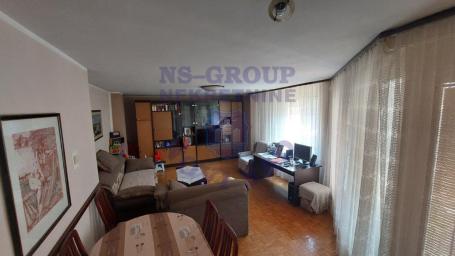 Komforan trosoban stan na Novom Naselju 