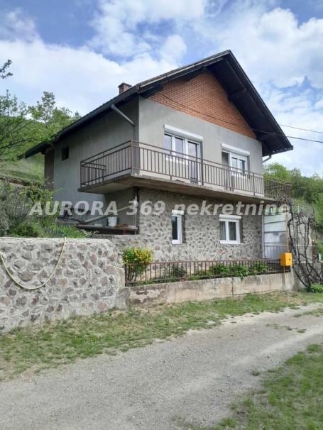 ODLIČNA VIKENDICA RAKOVAC - BEOČIN