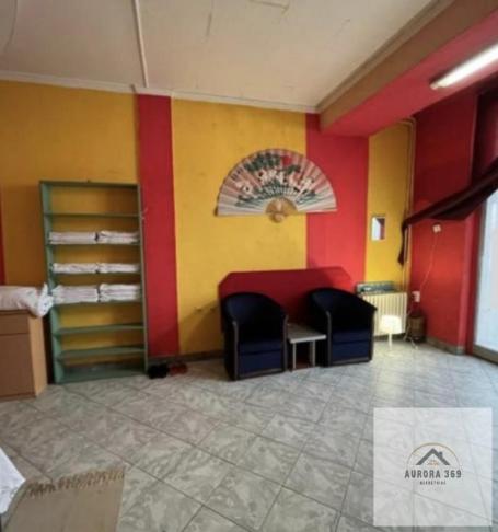 NOVI SAD, LIMAN IV,  POSLOVNI PROSTOR, ULIČNI LOKAL 33m2
