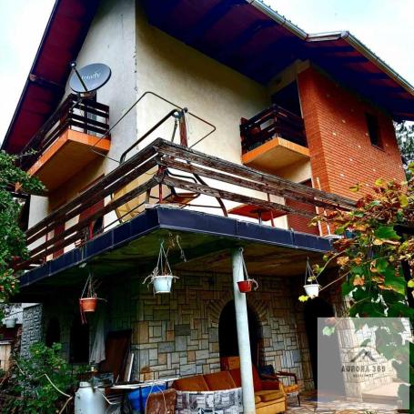 ODLIČNA KUĆA NA KARAULI - ZLATIBOR
