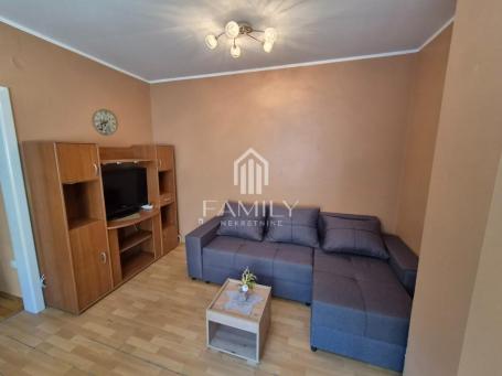 Izdaje se jednoiposoban stan u centru Novog Sada - 43m2