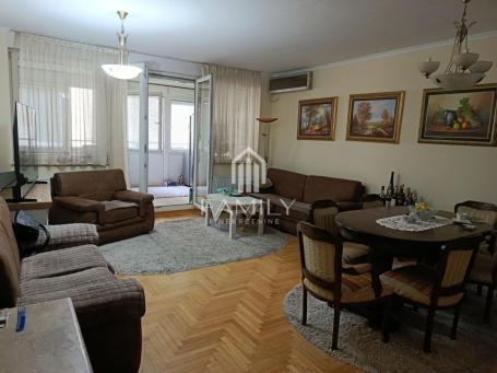 Trosoban stan 73 m², Centar, Novi Sad, 2. sprat