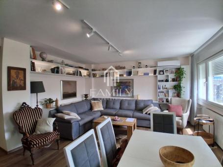 Trosoban stan, 76 m², Rotkvarija, Novi Sad, 8/10 - potpuno renoviran