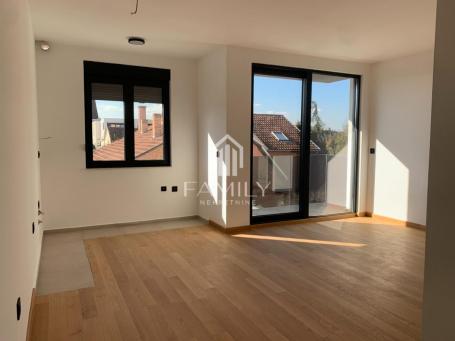 Moderan 2.5-soban stan od 65 m² u vrhunskoj zgradi, Novi Sad
