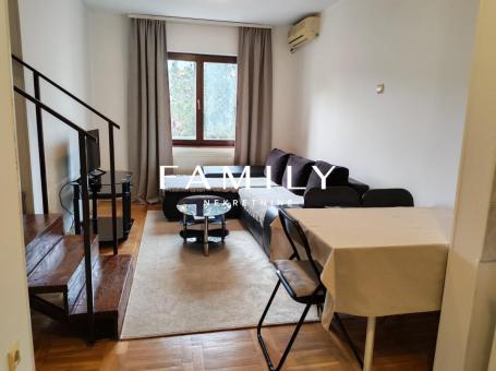 Izdaje se luksuzan dupleks u samom centru Novog Sada – pešačka zona Dunavske ulice