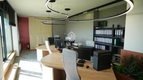 Poslovni prostor 123 m², Spens, Novi Sad, 10. sprat