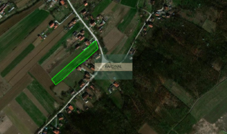 PLAC SA POTENCIJALOM U TRNAVI – 30,43a NADOMAK JAGODINE!